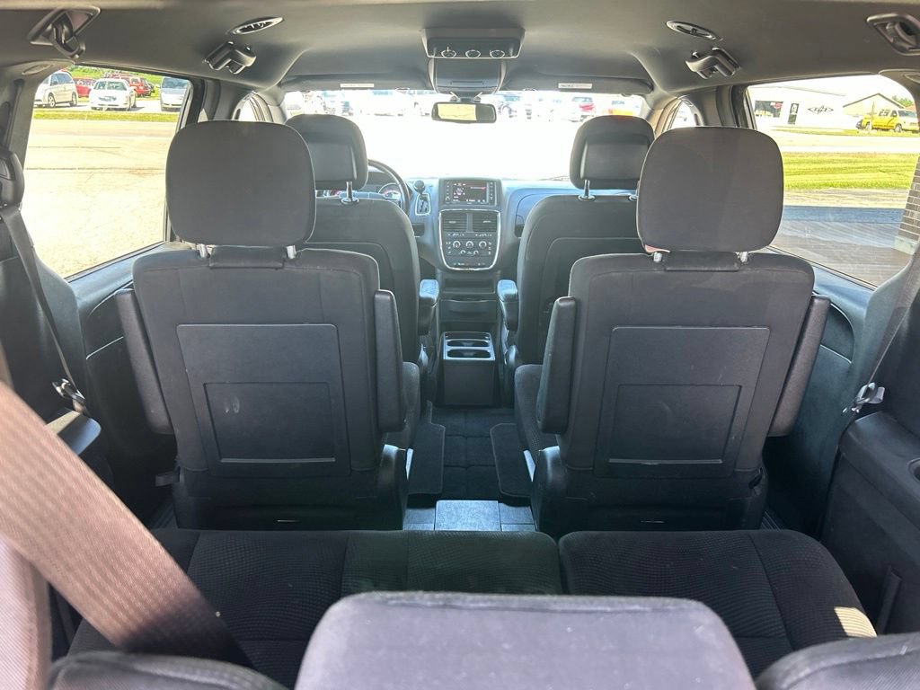 Used 2020 Dodge Grand Caravan SE FWD image 8