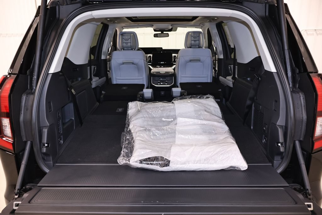 New 2026 Ford Expedition Platinum w/ Platinum Ultimate Package AWD/4WD image 42