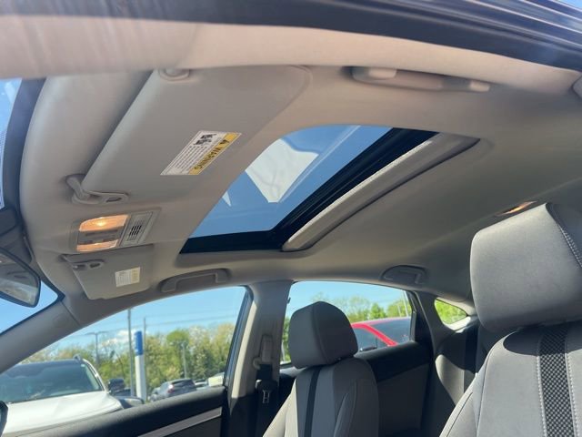 Used 2019 Honda Civic EX image 10