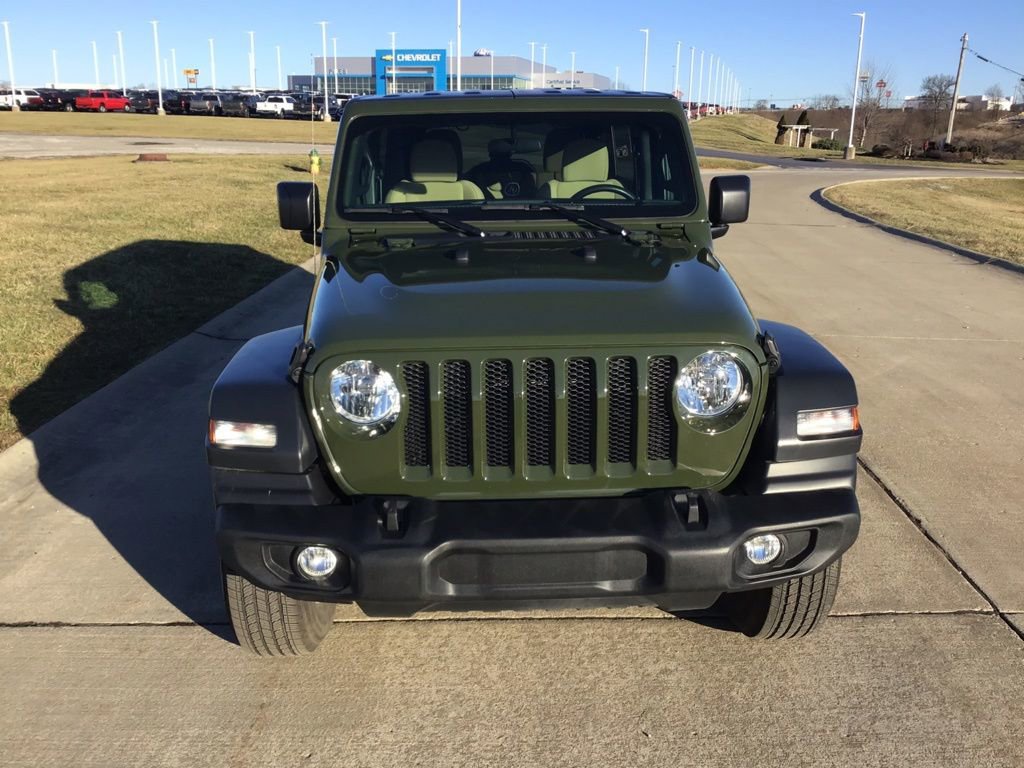Used 2023 Jeep Wrangler Sport S image 3