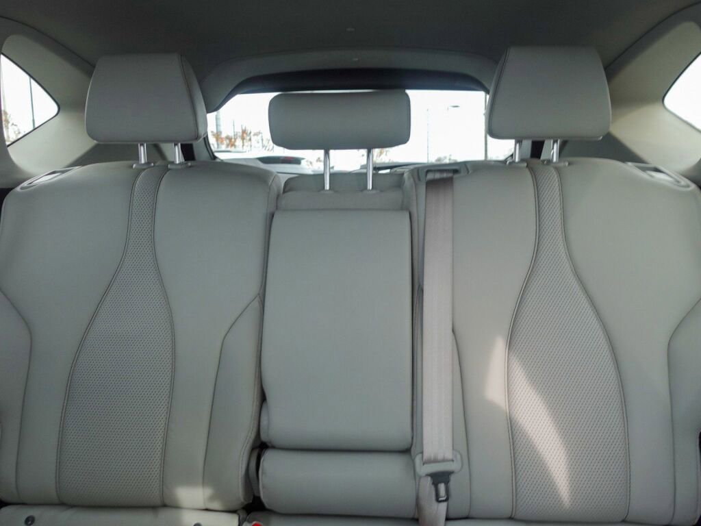 Used 2019 Acura RDX w/ Technology Package image 16