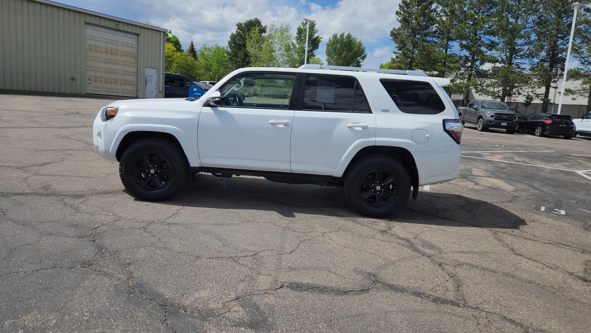 Used 2018 Toyota 4Runner SR5 Premium AWD/4WD image 6