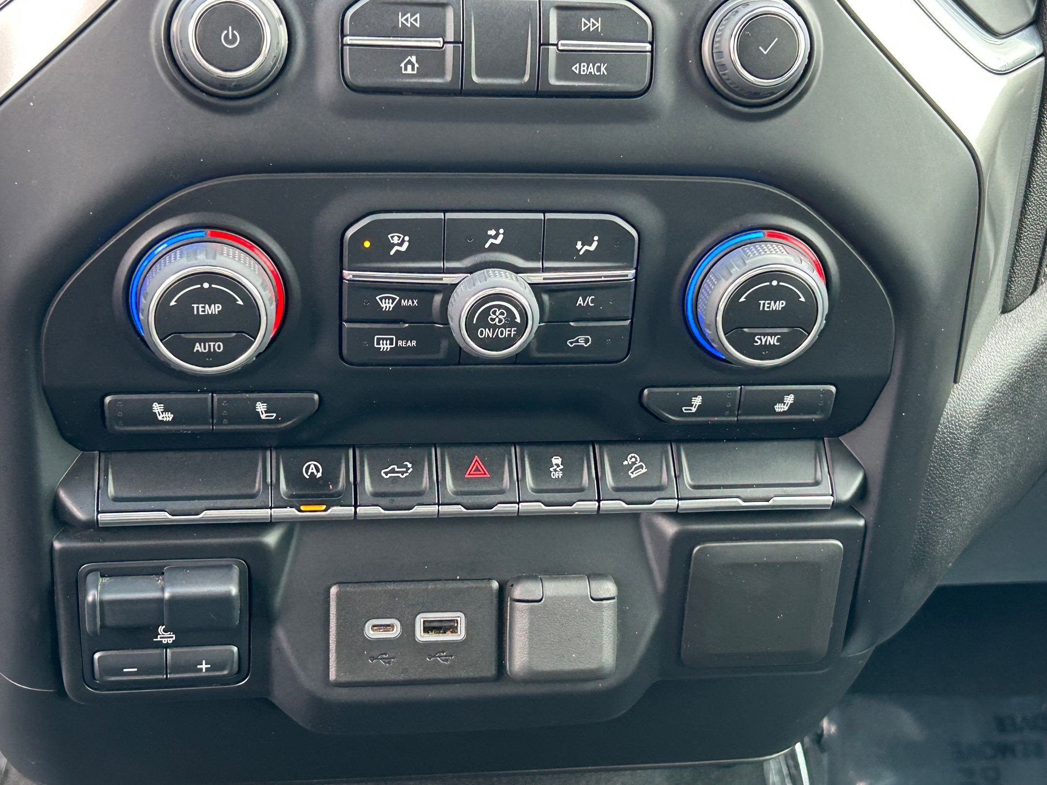 Used 2022 Chevrolet Silverado 1500 RST image 21