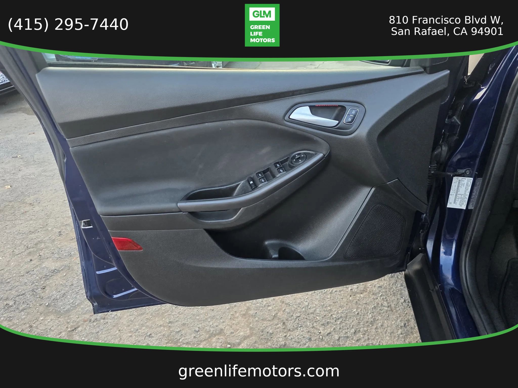 Used 2017 Ford Focus SEL w/ Cold Weather Package image 8