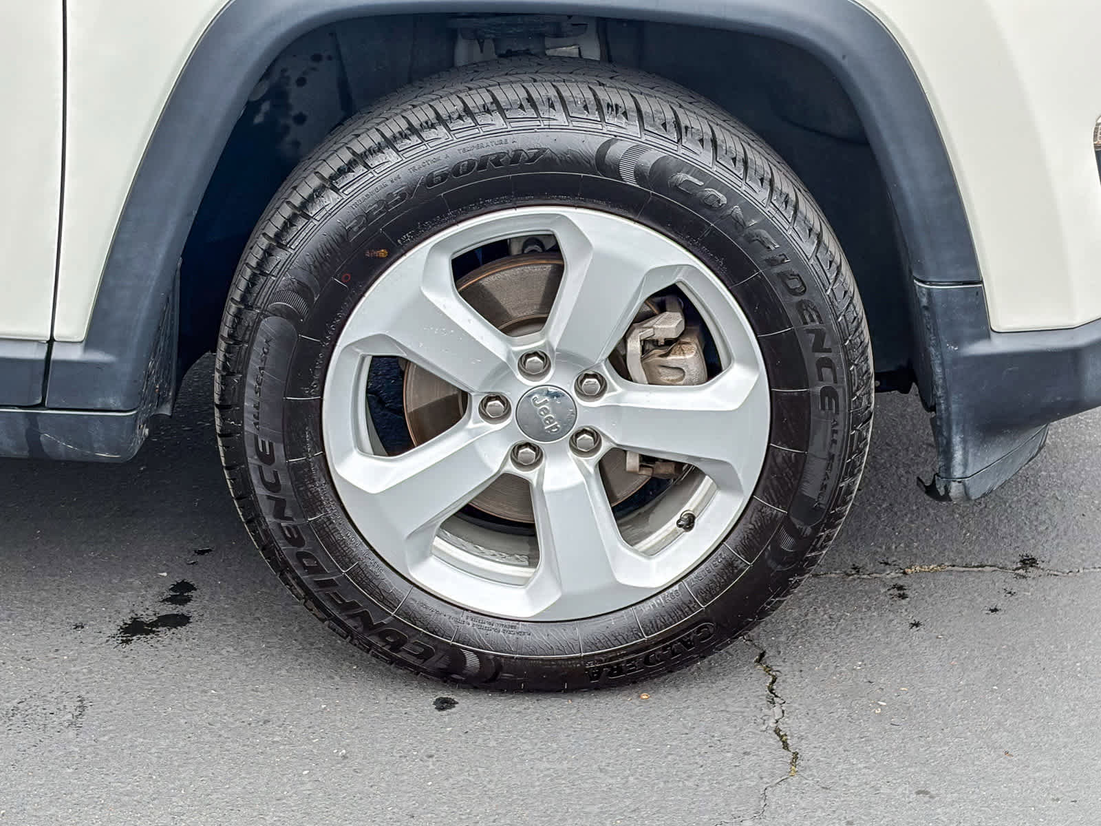 Used 2018 Jeep Compass Latitude AWD/4WD image 9