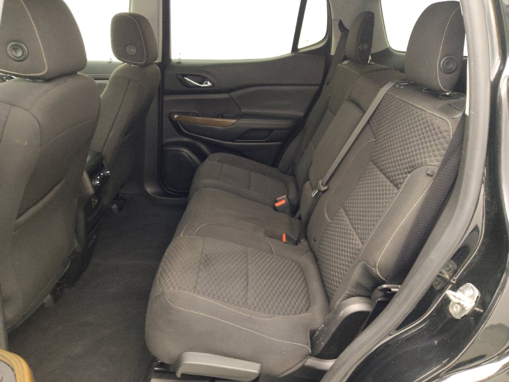 Used 2019 GMC Acadia SLE image 18