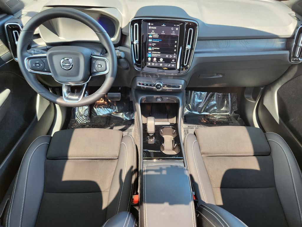 Used 2023 Volvo C40 P8 Recharge Ultimate w/ Protection Package Premier AWD/4WD image 16