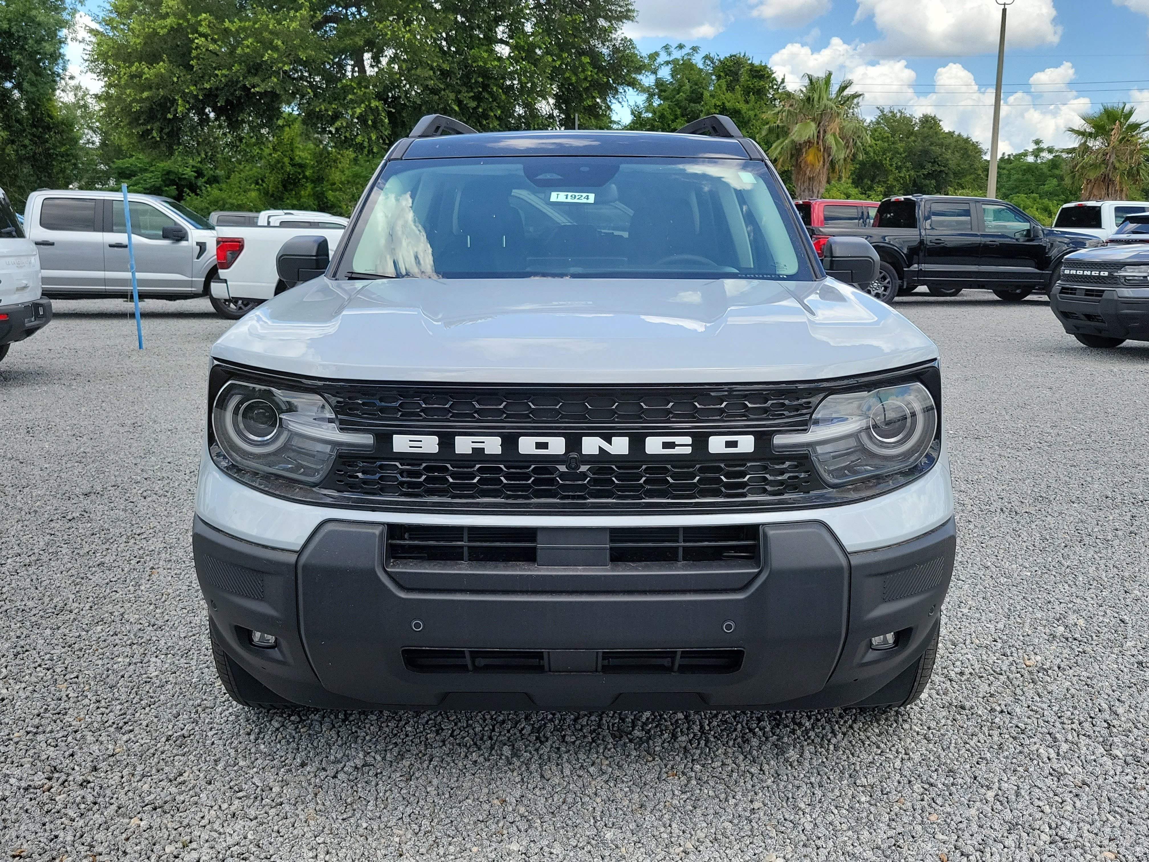 New 2026 Ford Bronco Sport Outer Banks w/ Outer Banks Tech Package+ AWD/4WD image 3