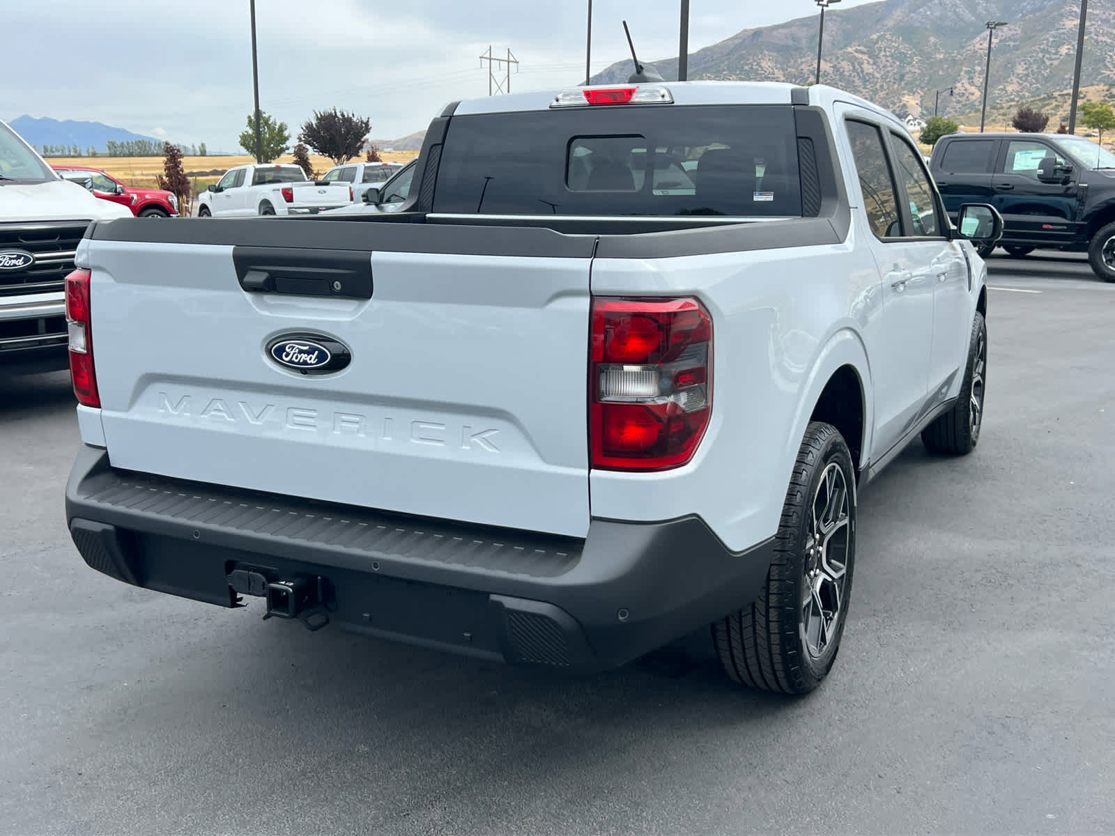 New 2025 Ford Maverick Lariat w/ 4K Tow Package image 8