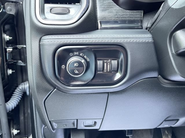 Used 2024 RAM 2500 Limited AWD/4WD image 18