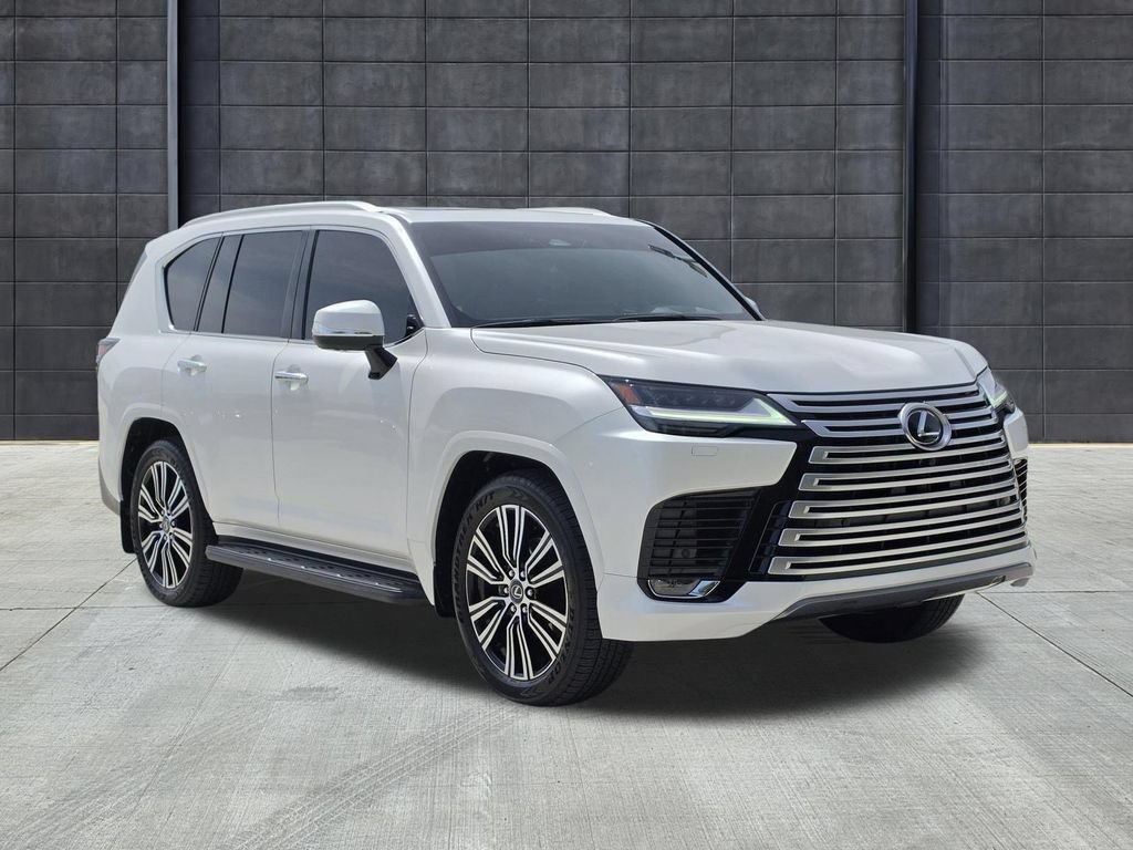 Used 2026 Lexus LX 600 4WD w/ Accessory Package (2T) image 7