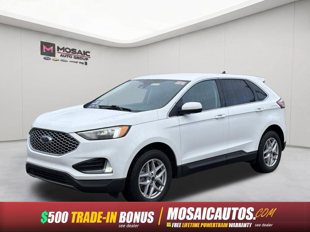 Used 2024 Ford Edge SEL w/ Convenience Package AWD/4WD image 3