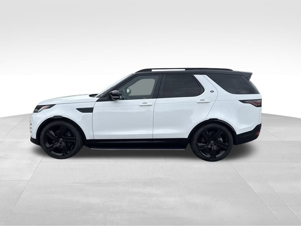 Used 2025 Land Rover Discovery Dynamic SE AWD/4WD image 2