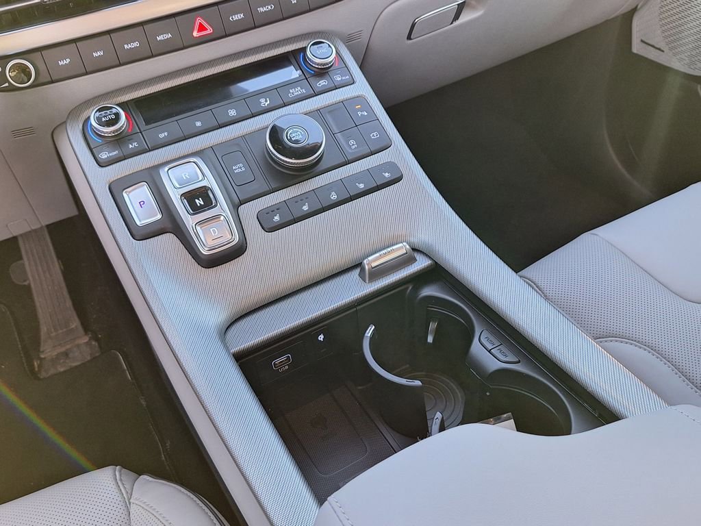 Used 2024 Hyundai Palisade SEL w/ Premium Package image 27