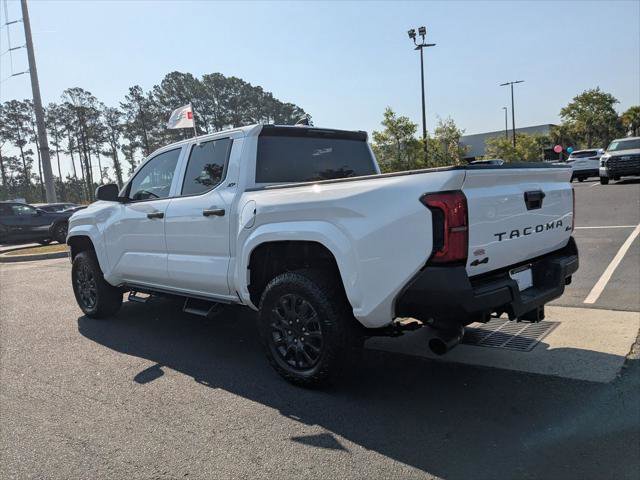 Certified 2024 Toyota Tacoma SR AWD/4WD image 7