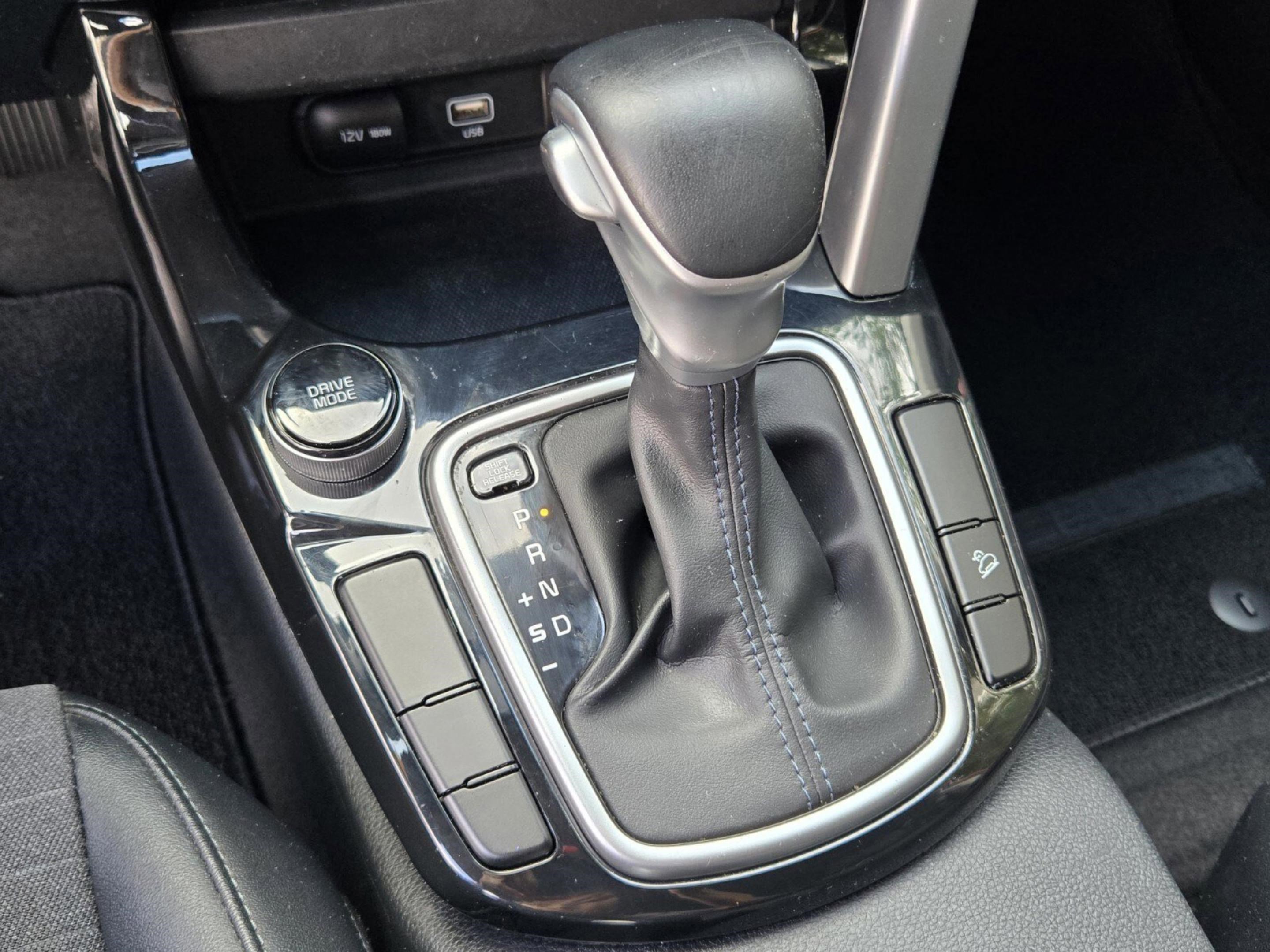 Used 2023 Kia Seltos S w/ Navigation Package image 25