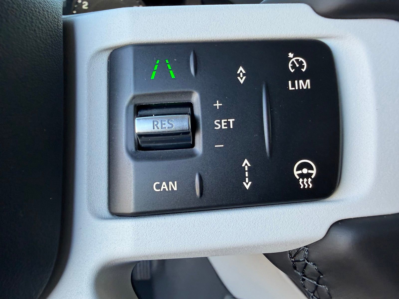 New 2026 Land Rover Defender 110 S AWD/4WD image 12