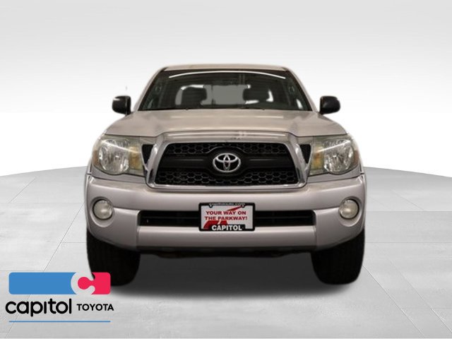 Used 2011 Toyota Tacoma PreRunner w/ TRD Off-Road Pkg w/JBL Audio RWD image 6