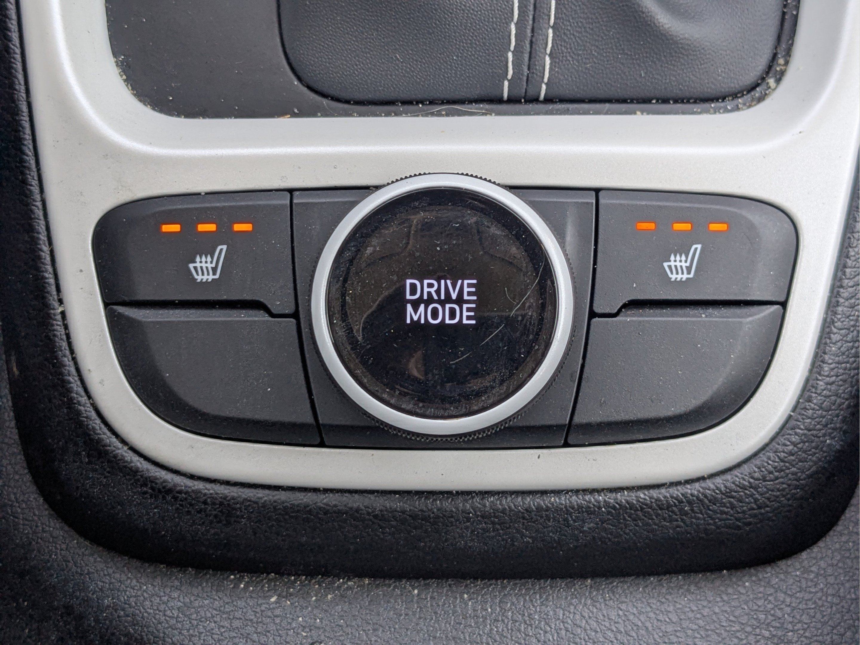Certified 2022 Hyundai Venue Limited FWD image 21