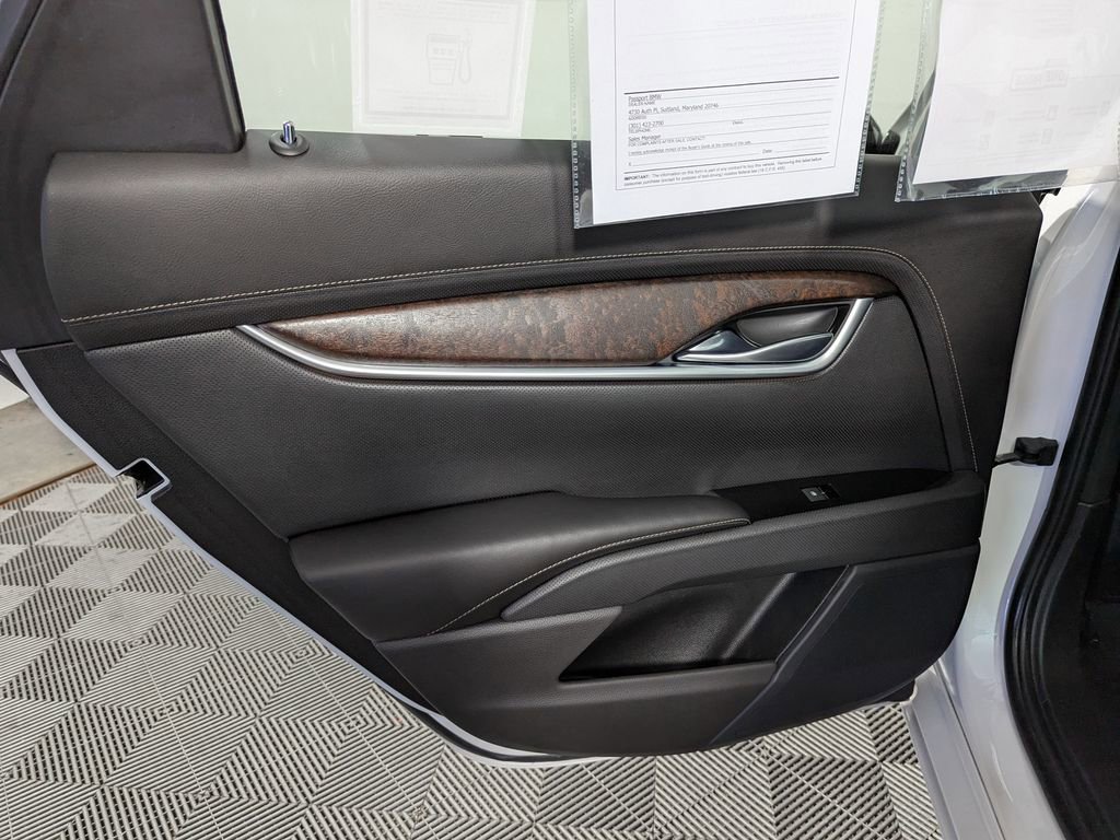 Used 2019 Cadillac XTS Luxury image 43