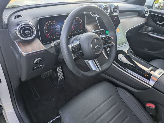 Used 2026 Mercedes-Benz GLC 300 image 2