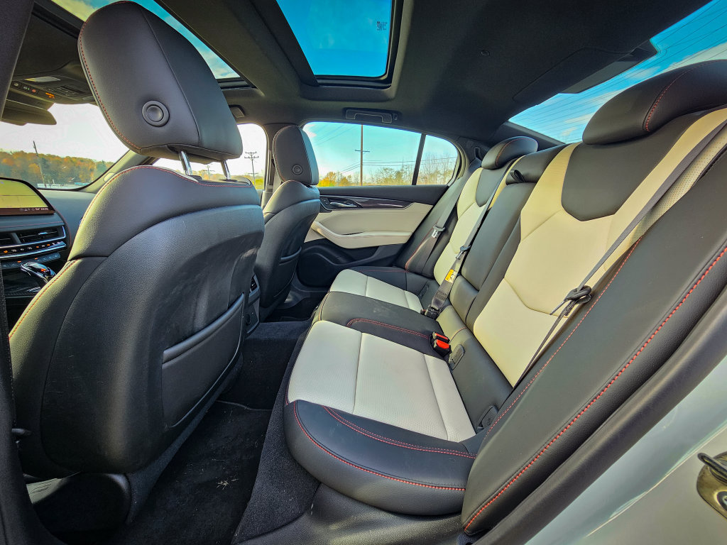 Used 2025 Cadillac CT5 Sport AWD/4WD image 36
