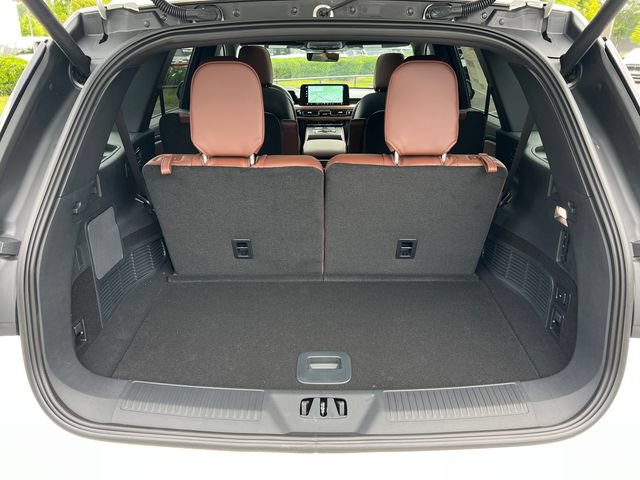 New 2026 Lincoln Aviator Reserve w/ Illumination Package RWD image 20