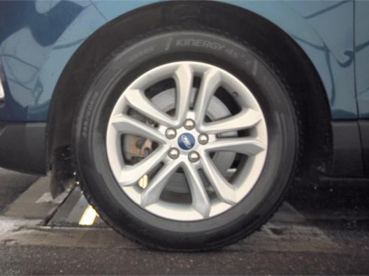 Used 2020 Ford Edge SEL w/ Cold Weather Package AWD/4WD image 11