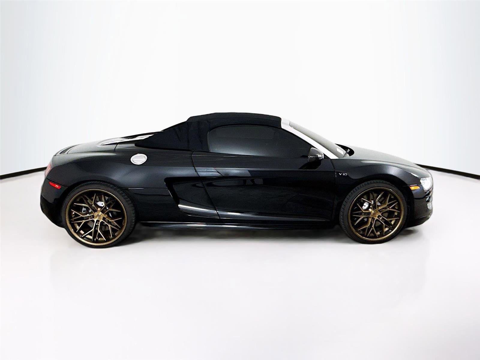 Used 2012 Audi R8 V10 image 25