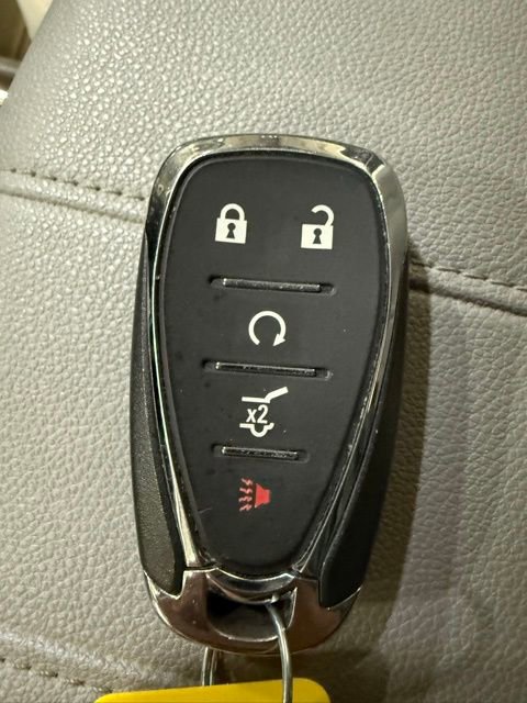 Used 2020 Chevrolet Traverse LT image 26