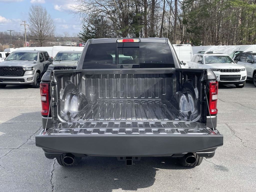 New 2026 RAM 1500 4x4 Crew Cab image 37