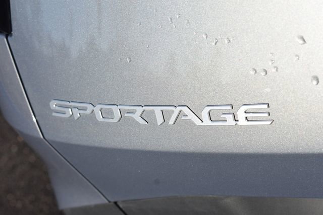 Certified 2025 Kia Sportage LX image 15