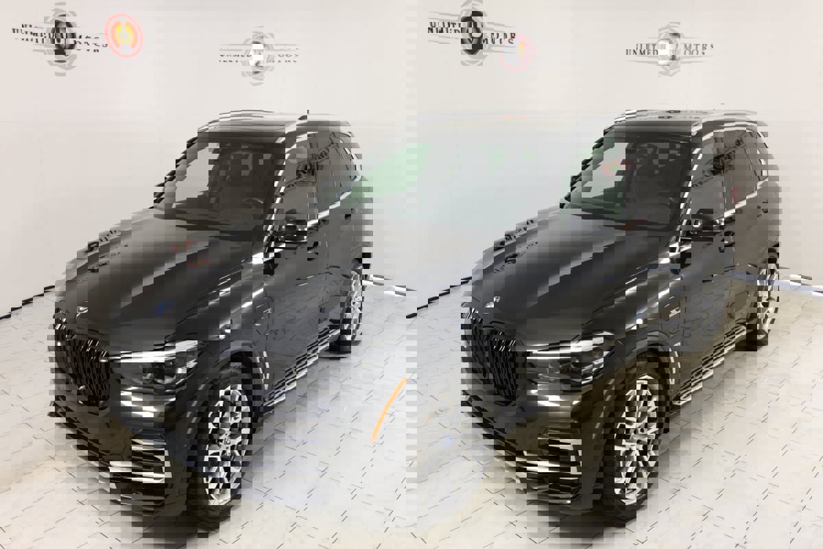 Used 2022 BMW X5 xDrive45e w/ Climate Comfort Package image 35