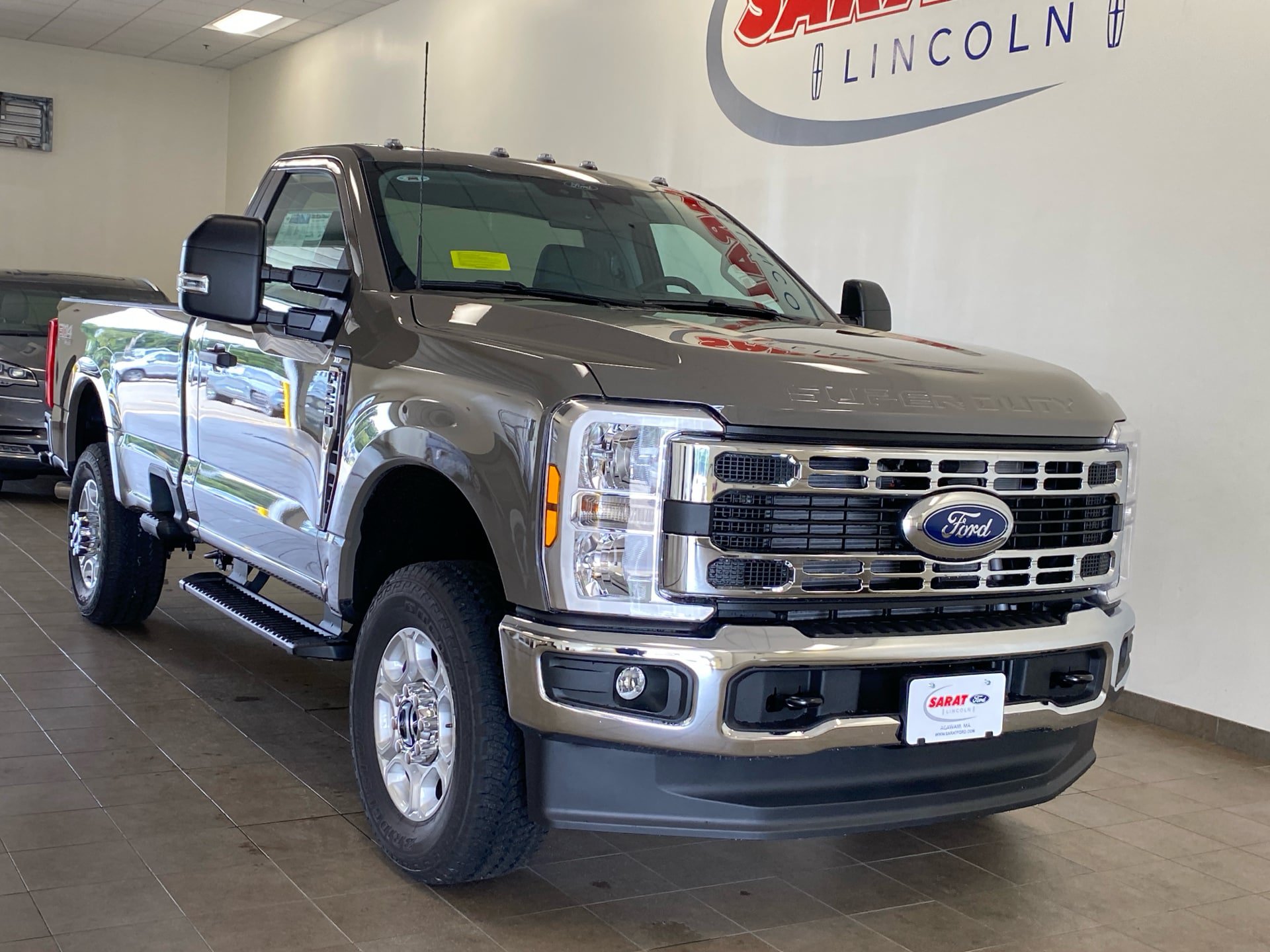 New 2026 Ford F250 XLT w/ FX4 Off-Road Package AWD/4WD image 2
