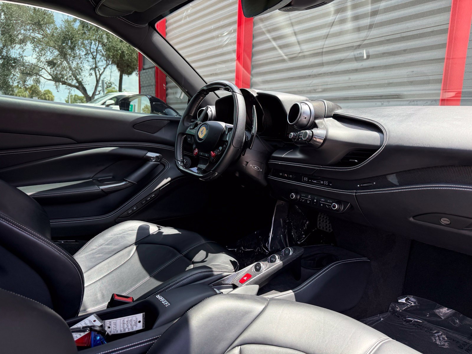 Used 2020 Ferrari F8 Tributo RWD image 15