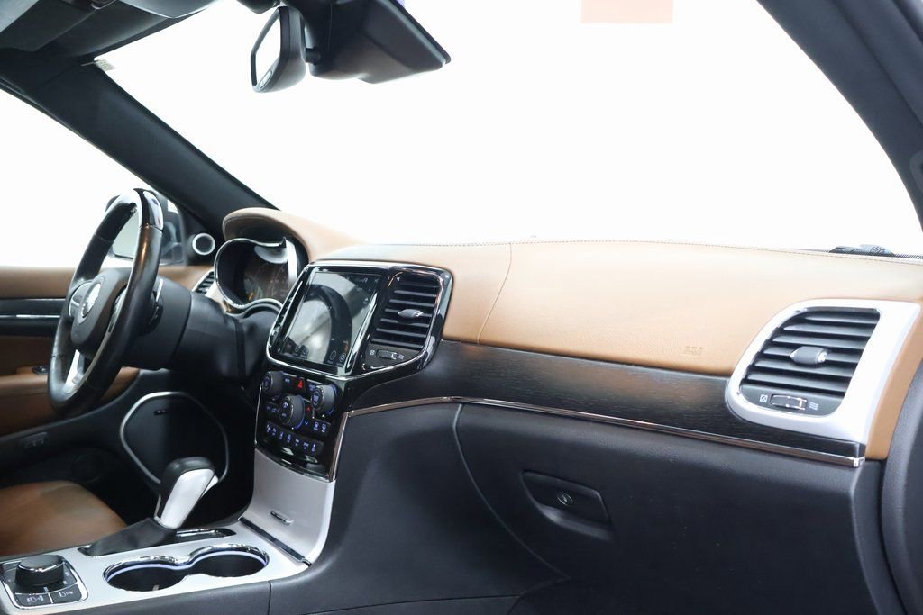Used 2021 Jeep Grand Cherokee Summit image 23