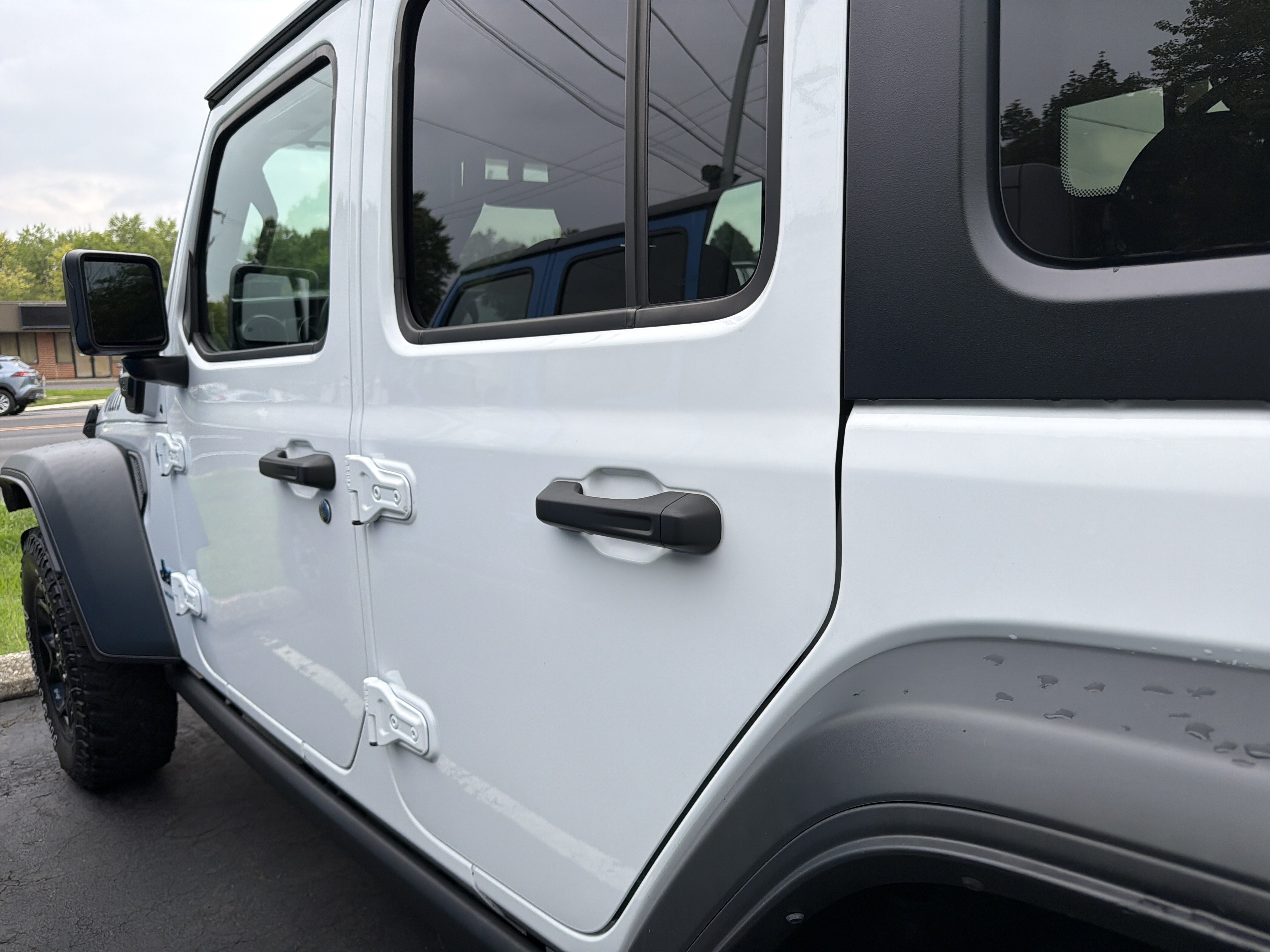 Certified 2023 Jeep Wrangler Unlimited w/ Cold Weather Group AWD/4WD image 13