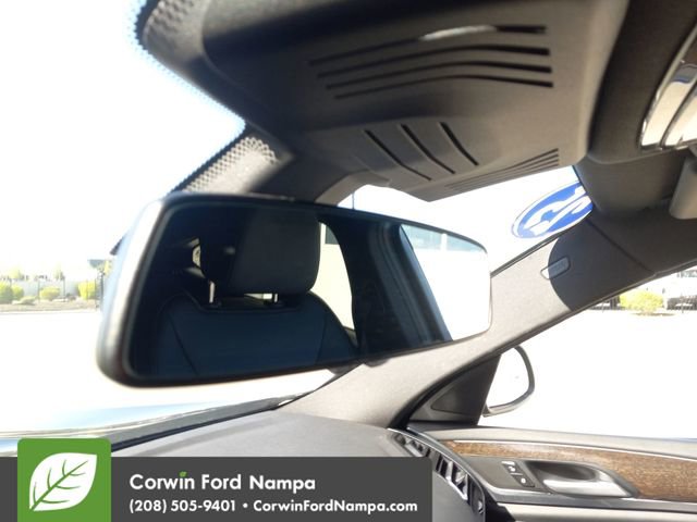 Used 2025 BMW X4 xDrive30i image 21