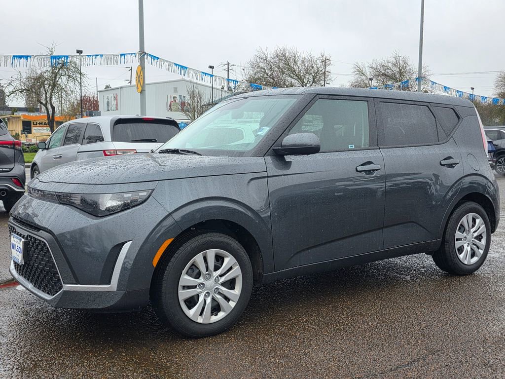 Used 2025 Kia Soul LX