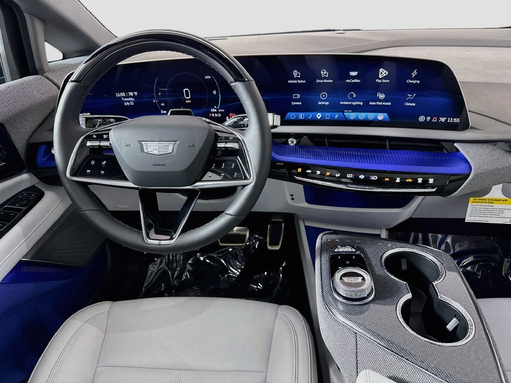 Certified 2025 Cadillac Optiq Sport 1 AWD/4WD image 24