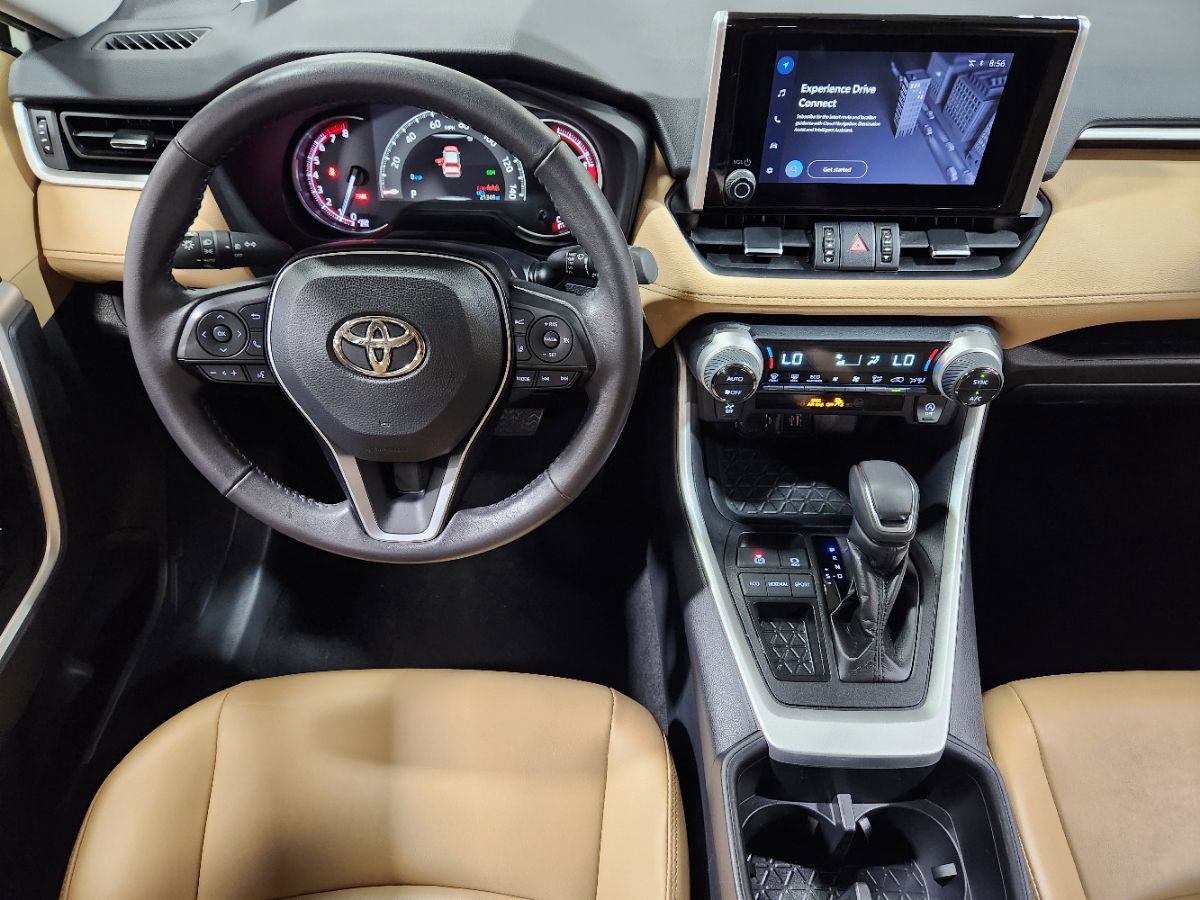 Used 2024 Toyota RAV4 XLE Premium image 45