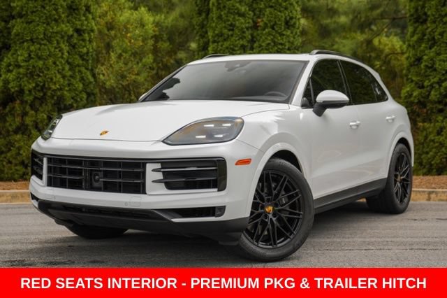 Used 2024 Porsche Cayenne AWD/4WD image 1