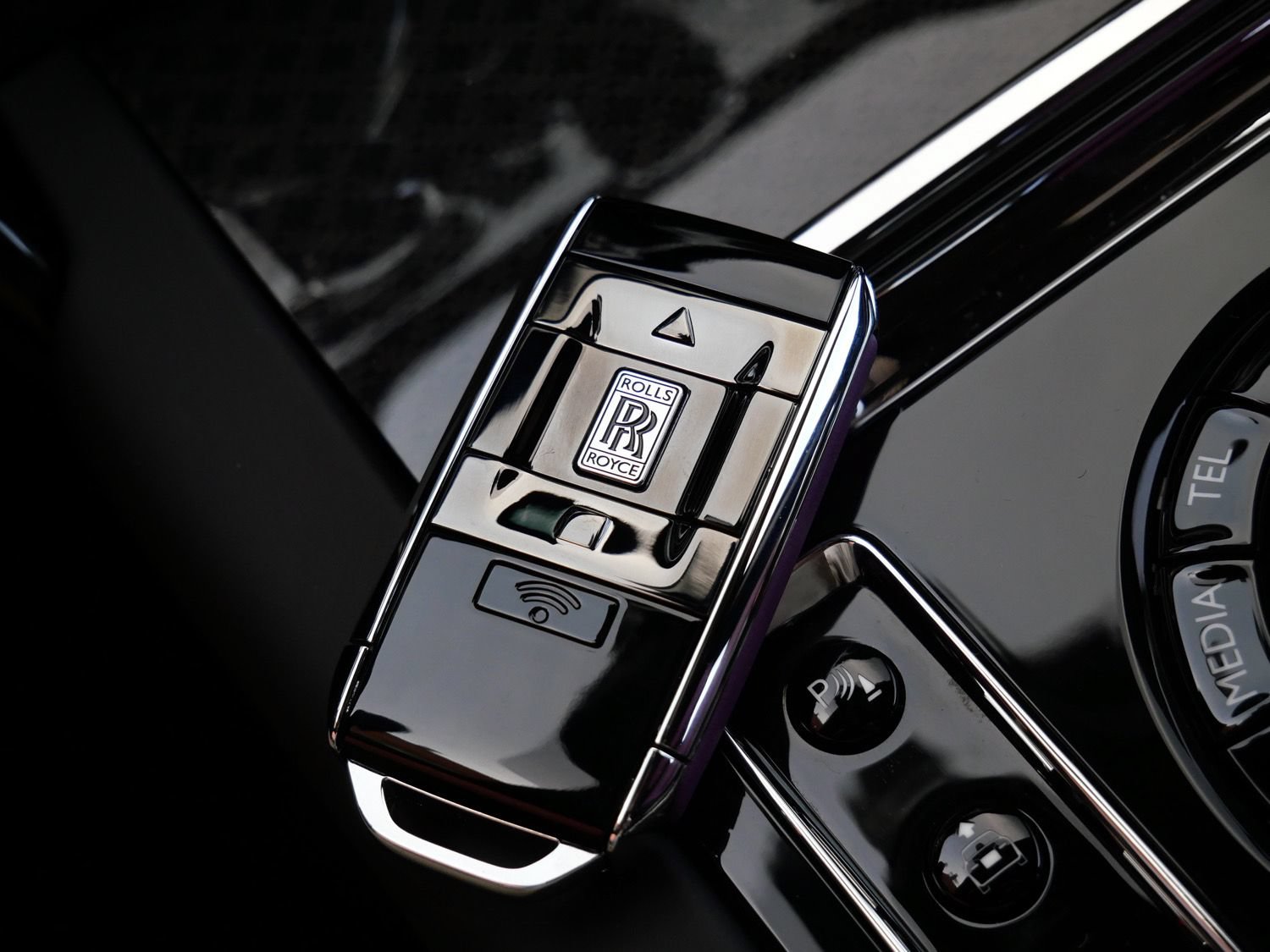 New 2027 Rolls-Royce Cullinan Black Badge AWD/4WD image 35