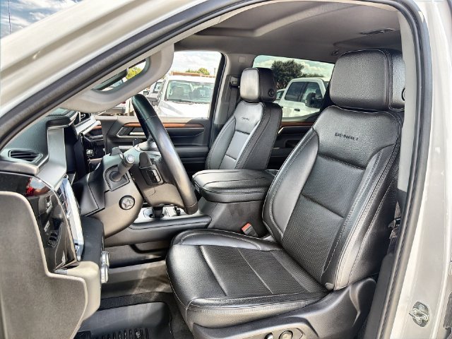 Used 2023 GMC Sierra 1500 Denali w/ Technology Package AWD/4WD image 11