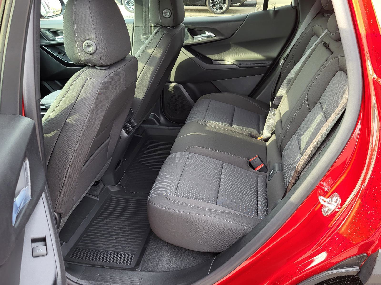 New 2026 Chevrolet Equinox LT image 13