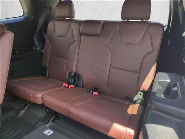 Used 2023 Kia Telluride EX w/ EX Captain's Chair Package image 22