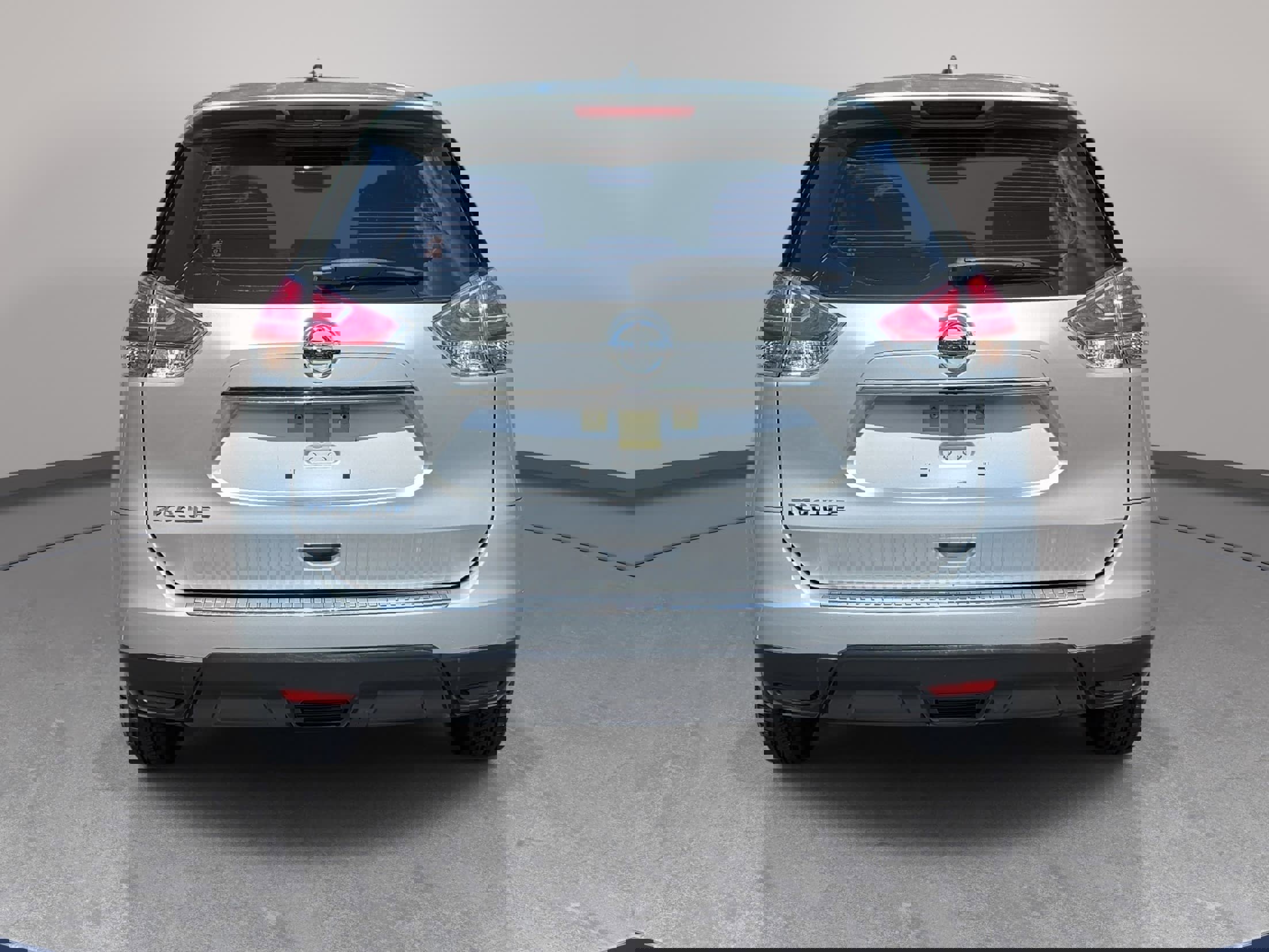 Used 2016 Nissan Rogue S image 6