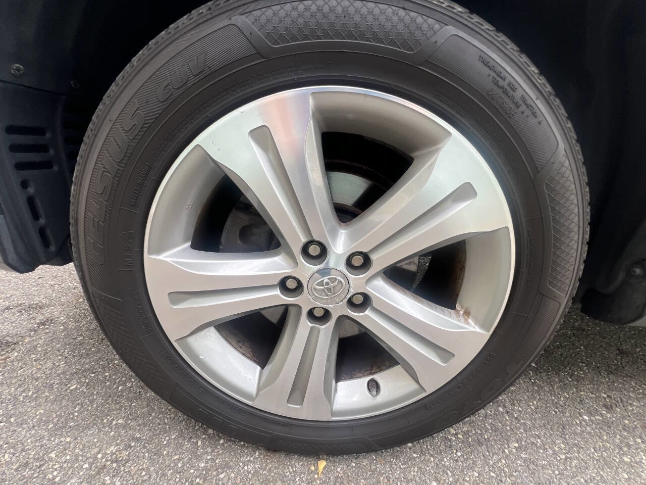 Used 2013 Toyota Highlander Limited image 22