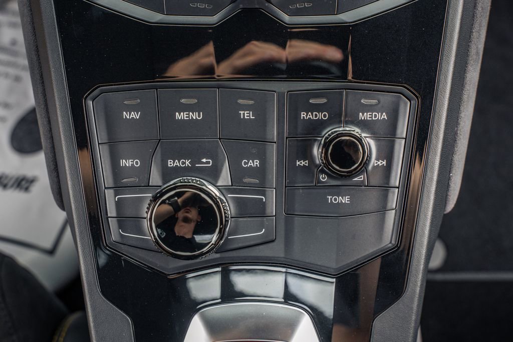 Used 2016 Lamborghini Huracan LP 610-4 image 29