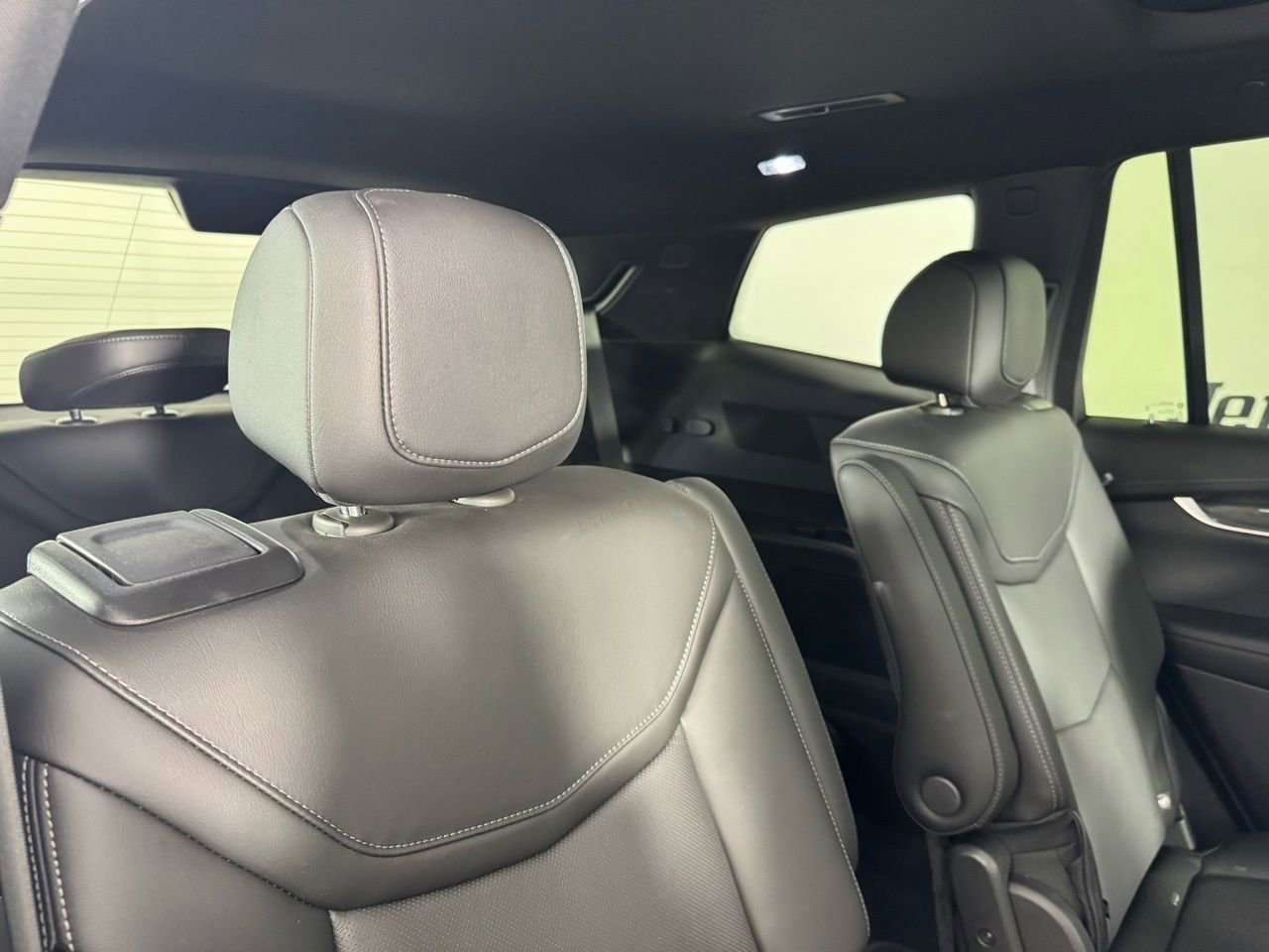 Used 2024 Cadillac XT6 Sport w/ Technology Package image 30